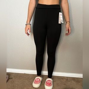 Leggings// target// s4